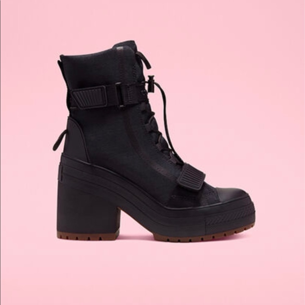 Converse Platform Boots in Black size 5.5 US